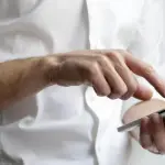 Samsung's Transparent OLED Displays Transform Retail Shopping